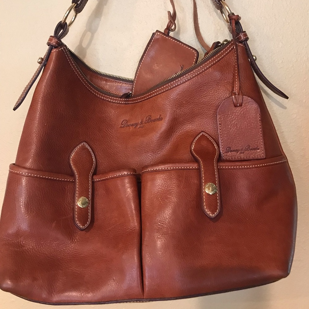 Dooney & Bourke Leather Shoulder Bag/purse